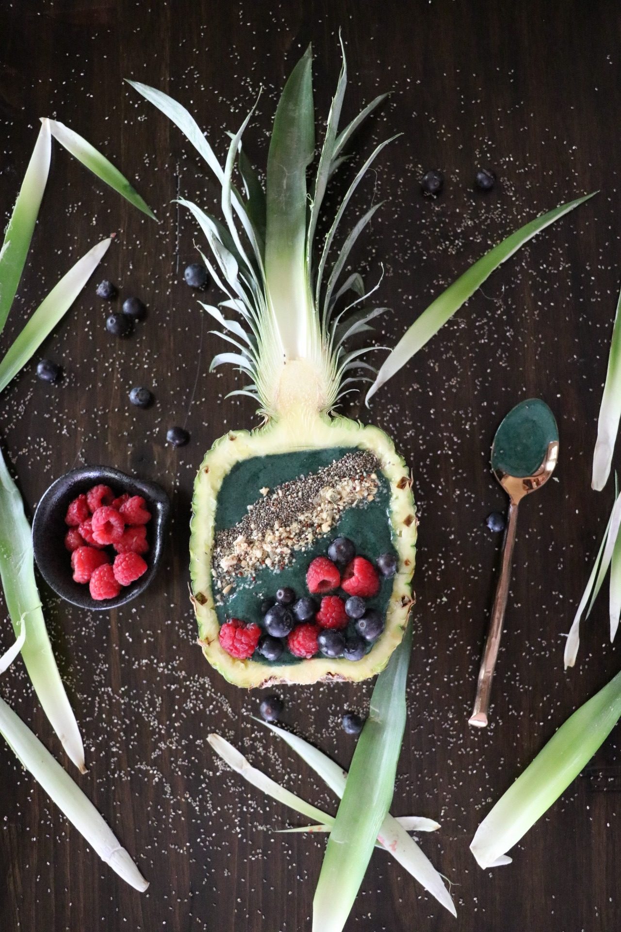 Spirulina Smoothie Bowl Recipe In Pineapple