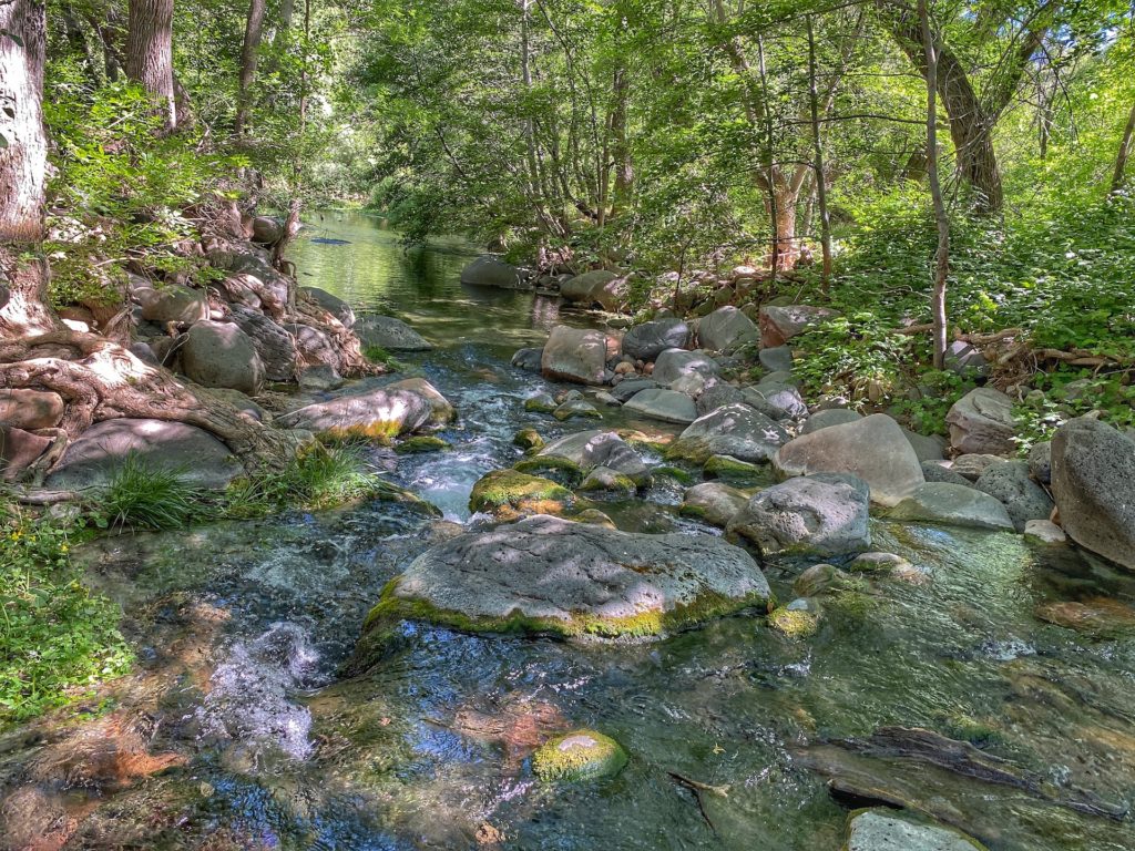 Hiking Fossil Creek Cave