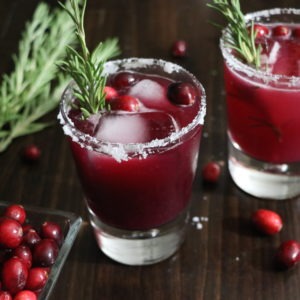 Mistletoe Margarita Holiday Cocktail 3