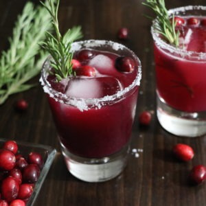 Mistletoe Margarita Holiday Cocktail 2