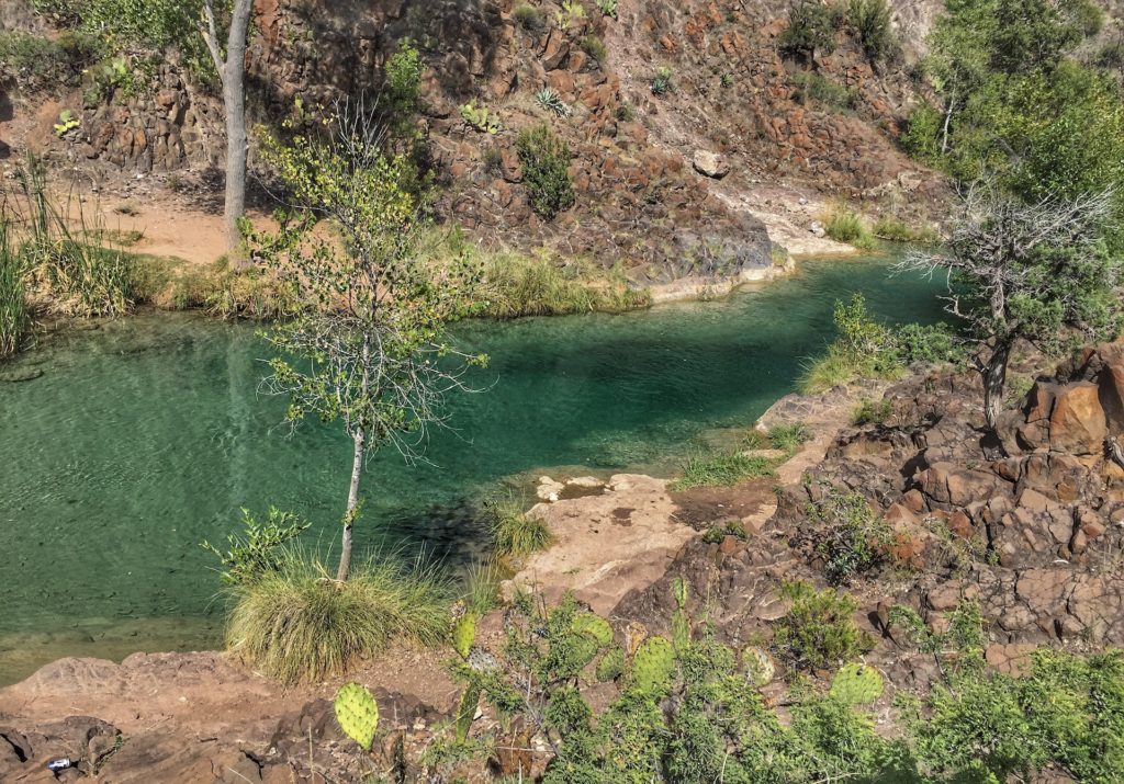 Fossil Creek Hike guide best waterfalls in Arizona