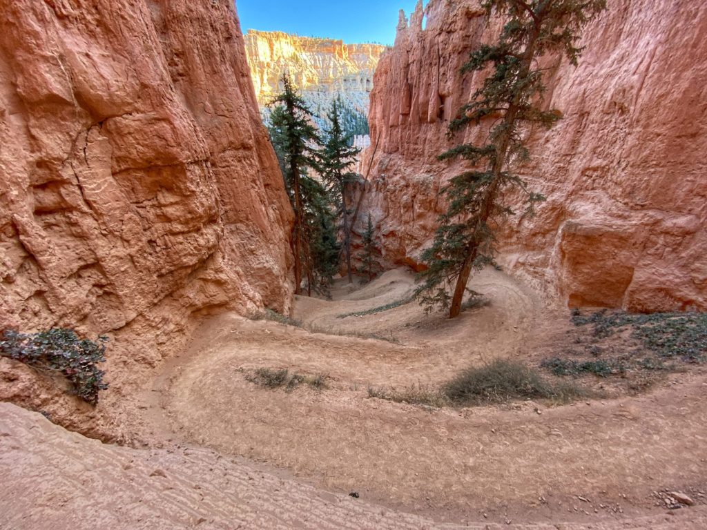 Peek-A-Boo-Loop Trail Hike Bryce Canyon National Park