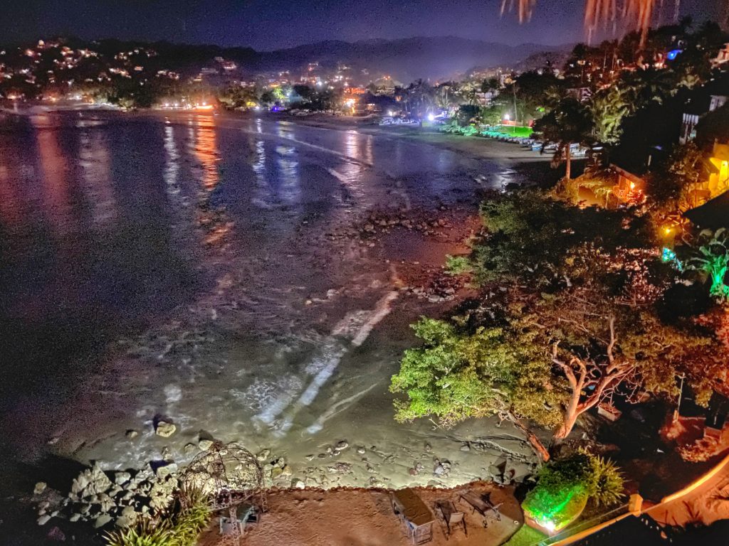 Sayulita at night