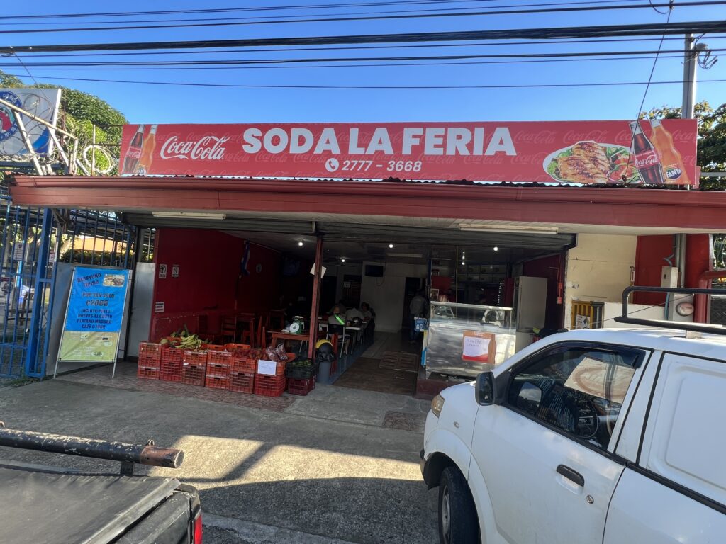 best place to eat in Manuel Antonio