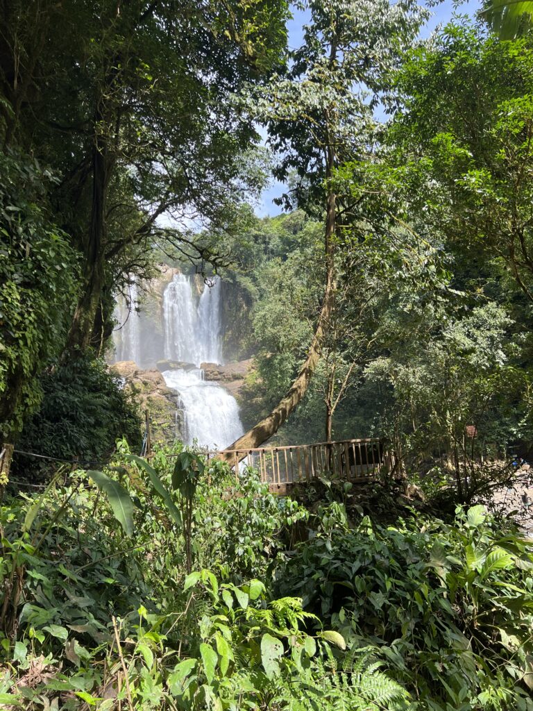 Nauyaca Falls hike best thing to do in Manuel Antonio