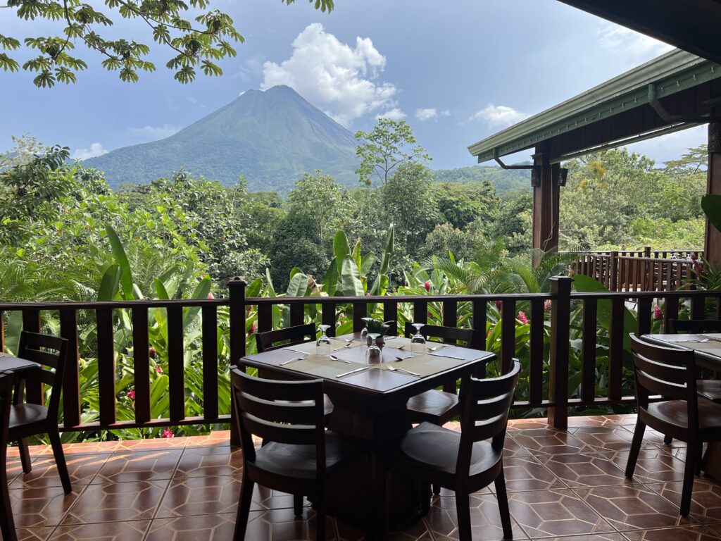 the best hotel in la fortuna