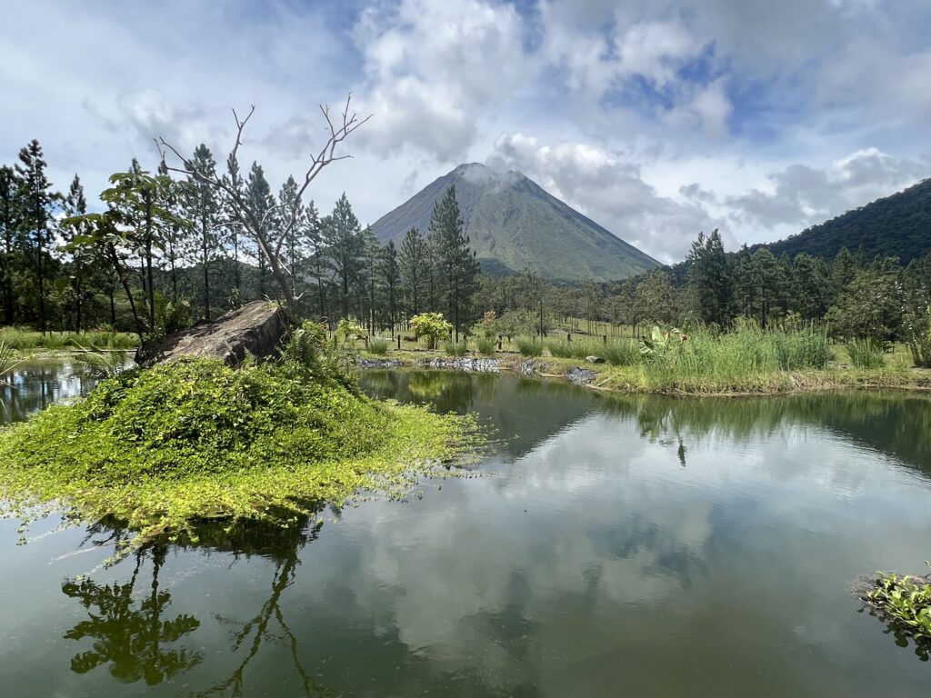 Best thing to do in La Fortuna hike Arenal Observatory