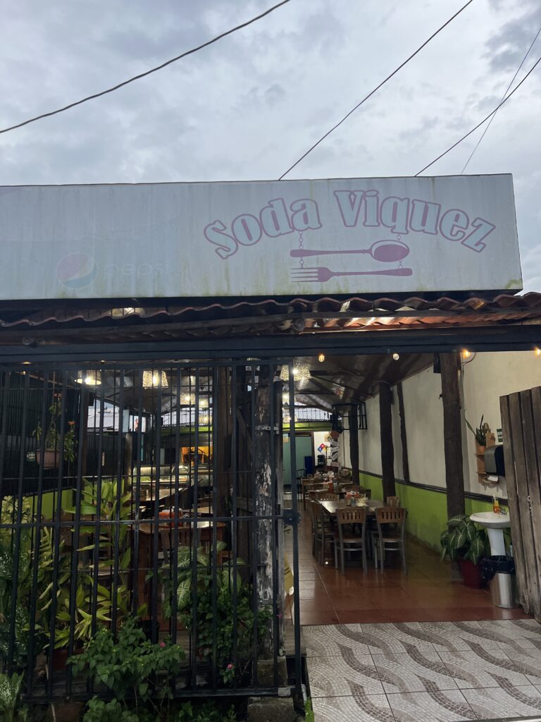 eat at an amazing local restaurant in La Fortuna